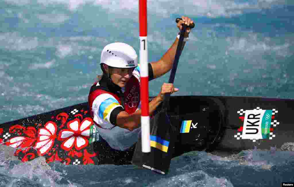 Вікторія Ус із України на Олімпійських іграх 2020. Каное – слалом – таблиця C1 – жінки. Токіо, 29 липня 2021 року