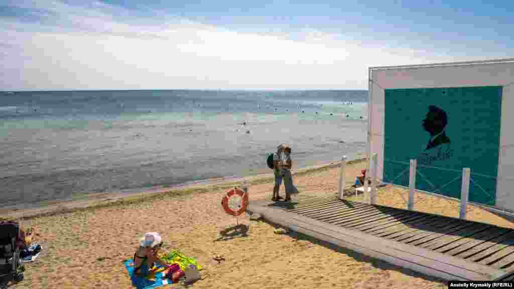 На пляже «Горький» отдыхающих – единицы