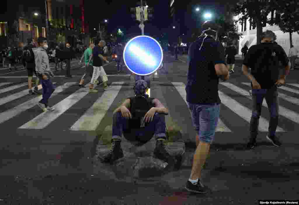 У відповідь на звинувачення активісти обіцяють вийти на повторний протест сьогодні ввечері (8 липня)