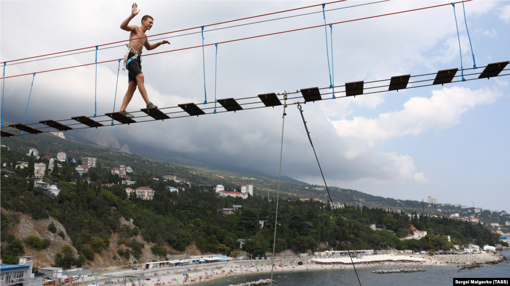 Кто-то решил «похвастаться» умением балансировать