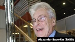 Алан Чумак на презентации своей книги "Тем, кто верит в чудо"