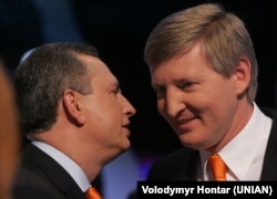 Український мільярдер Рінат Ахметов (праворуч), 2009 рік