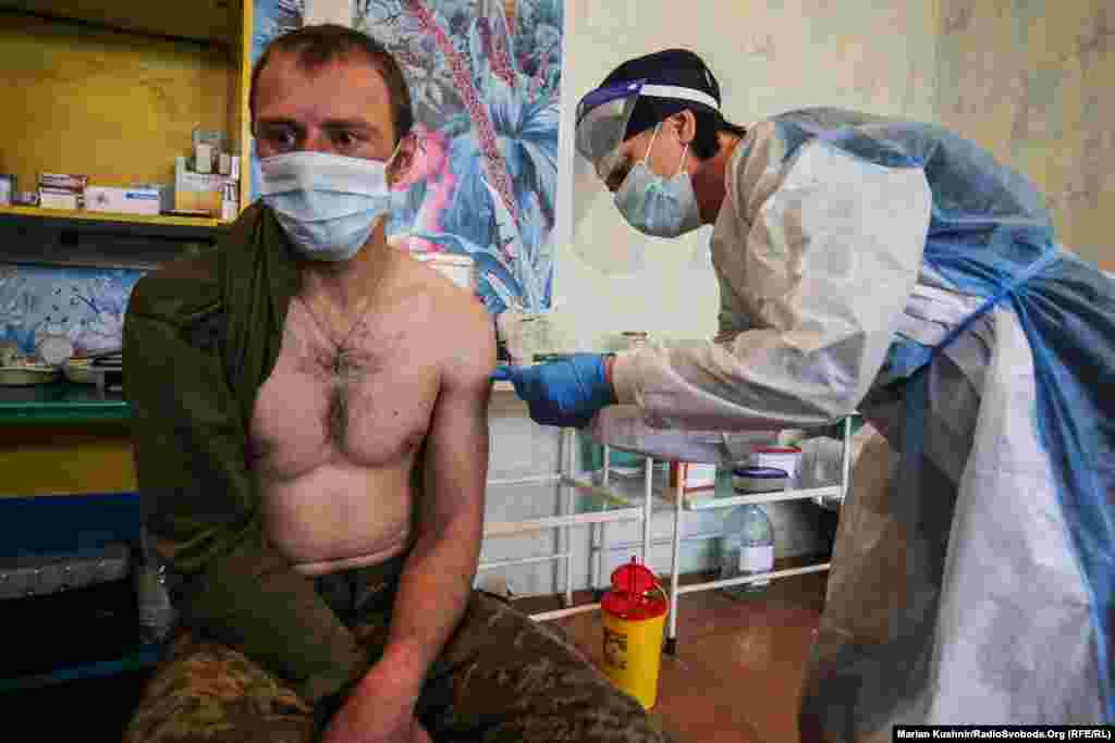 24 лютого в Україні розпочалася планова вакцинація від коронавірусної інфекції