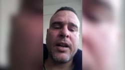 "Я питаюсь объедками из помойки" "Я питаюсь объедками из помойки"