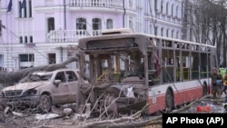 РФ вдарила по центру Сум у Вербну неділю: наслідки атаки на місто (фотосвідчення)