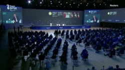 "Народ спасенного царя видеть желает" "Народ спасенного царя видеть желает"