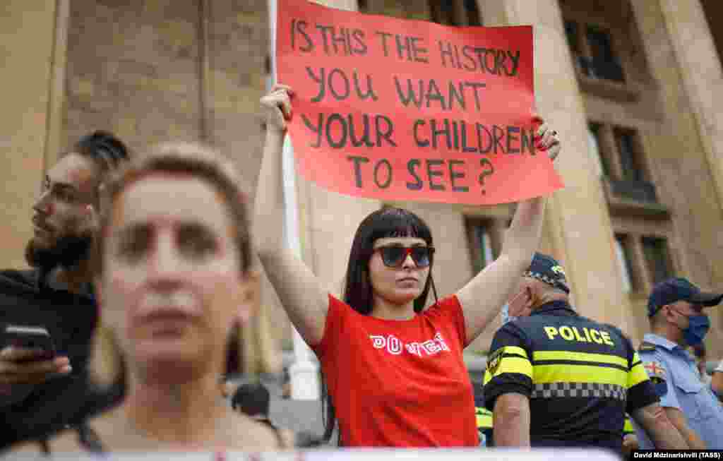 «Такую историю вы хотите, чтобы увидели ваши дети?»