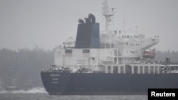 Судно, що йшло з російського порту Усть-Луга до Єгипту з вантажем палива, підозрюється у навмисному пошкоджені ліній зв'язку між Естонією та Фінляндією