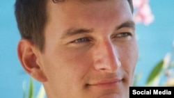 Александр Валов