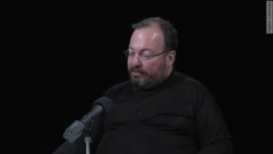 Может ли Пётр Порошенко остановить войну в Донбассе? Может ли Пётр Порошенко остановить войну в Донбассе?