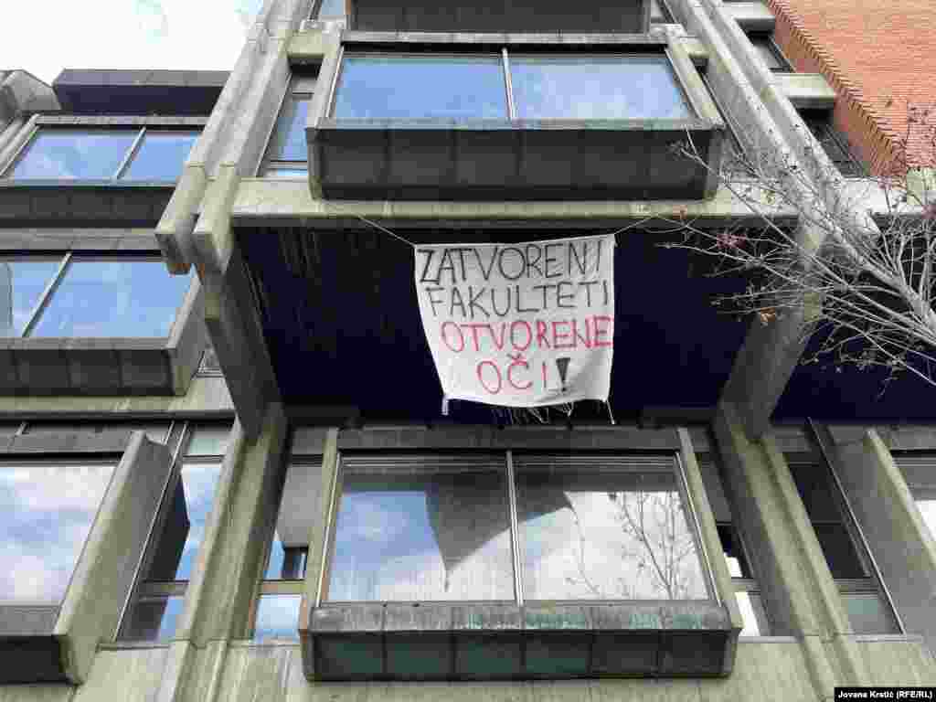 Studenti u protestu ne odustaju od blokada dok se ne utvrdi krivica za stradanja na Železničkoj stanici u Novom Sadu. (Filozofski fakultet u Novom Sadu)  