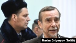 Лев Пономарев