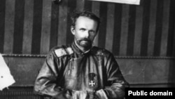 Барон Роман Унгерн фон Штернберг после взятия его в плен большевиками и незадолго до расстрела, сентябрь 1921 года