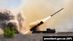 Під час завершення успішних вогневих випробувань нового українського ракетного комплексу «Вільха». Військовий полігон на Херсонщині, 25 квітня 2018 року