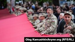 В Симферополе развернули копию Знамени Победы площадью 700 квадратных метров (иллюстрационное фото)