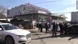 Покинутые "Фордом" Покинутые "Фордом"