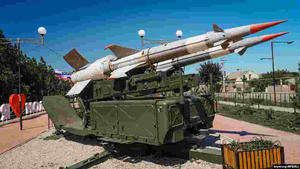 Списанный зенитно-ракетный комплекс С-125 «Печора» установили в сквере в 2018 году