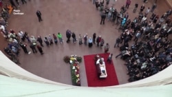 В Киеве попрощались с Павлом Шереметом (видео) В Киеве попрощались с Павлом Шереметом (видео)