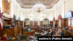 Parlamentul Letoniei a votat retragerea din tratatul internațional de protecție a femeilor.