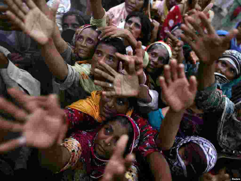 Pakistan, žrtve poplave u provinciji Punjab, 02.09.2010.