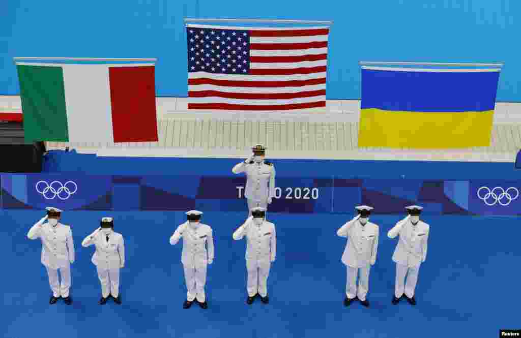 Церемонія нагородження медалями за змагання у плаванні – чоловіки на 800 м вільним стилем. Українець Михайло Романчук виборов бронзову медаль. Токіо, Японія, 29 липня 2021 року