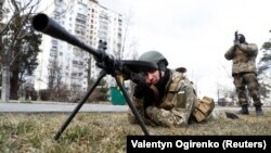 У КМВА нагадують, що знімати, оприлюднювати відео- і фотоматеріали пересування військових та їхньої техніки заборонено. Фото ілюстративне