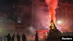 Антивладини протести во Белград, Србија