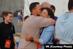 Марія Бокарєва (ліворуч) та Ксенія Шойгу на заході «Гонка героїв», який курирує дочка колишнього міністра оборони