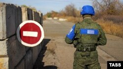 «Проти побудови стіни можуть бути тільки ті, хто не усвідомлює: вона вже стоїть. Тільки складається ця стіна не з цеглин»