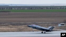 Високопоставлені європейські військові керівники обговорюють розгортання американських винищувачів F-35 в Румунії