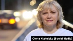 Традиційне сприйняття жінки як «берегині» може створити додаткові проблеми для тих жінок, які вирішують спробувати себе в політиці, вважає депутатка Олена Ніжельська