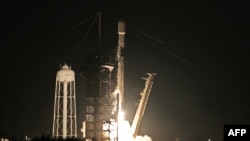 Пуск "Фалькон-9" с аппаратами "Афина" и "Один"