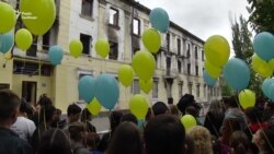 У Маріуполі вшанували пам’ять правоохоронців, які загинули в сутичках із проросійськими бойовиками (відео) У Маріуполі вшанували пам’ять правоохоронців, які загинули в сутичках із проросійськими бойовиками (відео)