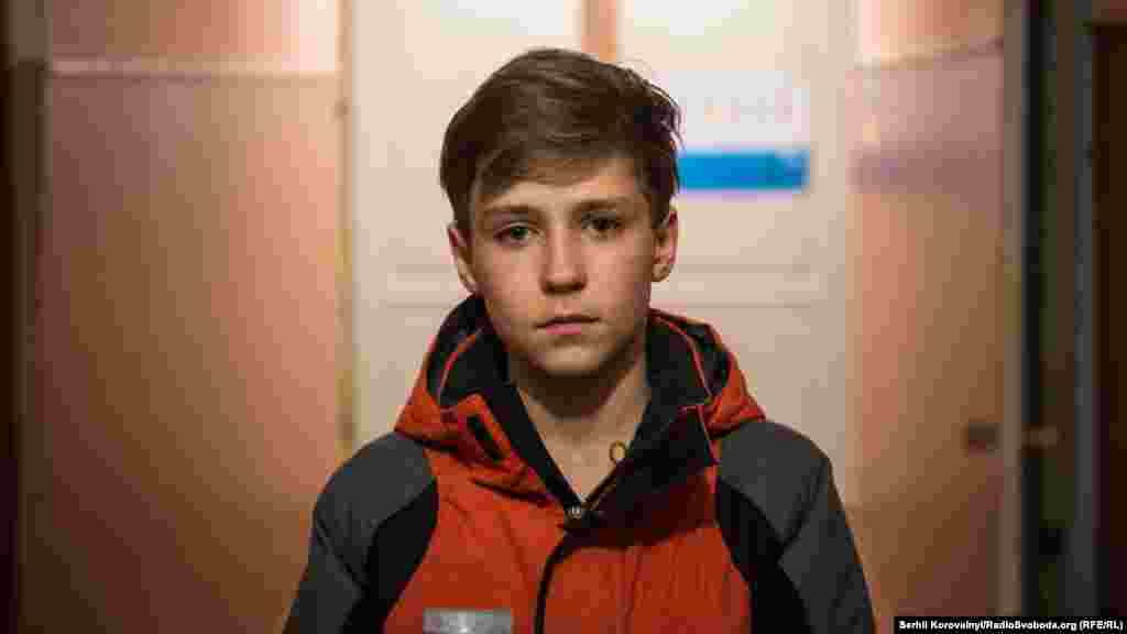 Кирил: «Мрію повернутися в Луганськ і жити там, як жив раніше. Може, в майбутньому я б і поїхав в інше місто, але не через війну, а по своїй волі»