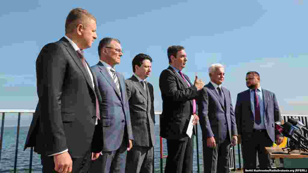 Представники ПАТ «Укргідроенерго», компаній-підрядників та Європейського інвестиційного банку під час запуску нової турбіни Київської ГАЕС