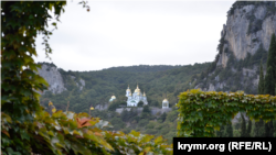 Солнечная тропа в Ялте: прогулка по царскому маршруту ранней осенью (фотогалерея)