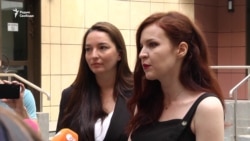 "Написала бы еще больше твитов с призывом выходить на митинг" "Написала бы еще больше твитов с призывом выходить на митинг"