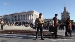 В Киеве воссоздали день депортации крымских татар (видео) В Киеве воссоздали день депортации крымских татар (видео)