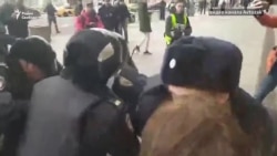 "Поправки в Конституцию - опасная ситуация" "Поправки в Конституцию - опасная ситуация"