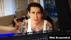 Стас Решетников во время стрима