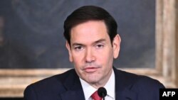 За його словами, програми іноземної допомоги, що «відповідають політиці адміністрації та просувають американські інтереси, будуть адмініструватися Держдепом»