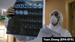 Причиною неоднозначних повідомлень могло стати намагання влади Китаю контролювати подання інформації про смертельні випадки (фото ілюстративне)