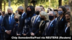 Раҳбарони амалкунандаву собиқи ИМА дар маросими поси хотири қурбониёни ҳамлаҳои 11 сентябри соли 2001. Ню-Йорк