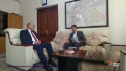 Рустам Латифзода ба мубоҳиса бо Эмомалӣ Раҳмон омода будааст Рустам Латифзода ба мубоҳиса бо Эмомалӣ Раҳмон омода будааст