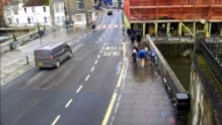 «Петров» и «Боширов» в Солсбери: британская полиция опубликовала новое видео «Петров» и «Боширов» в Солсбери: британская полиция опубликовала новое видео