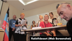 Відкриття так званого представництва «ДНР» у Чехії, що було закрите наступного дня