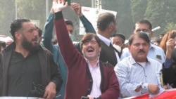 Journalists Protest Against Increasing Curbs On Media In Pakistan Journalists Protest Against Increasing Curbs On Media In Pakistan