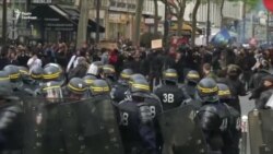 У Парижі під час першотравневої ходи сталися сутички (відео) У Парижі під час першотравневої ходи сталися сутички (відео)
