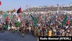 بنو کې د پاکستان جمهوري تحریک د یوې ولسي غونډې تصویر