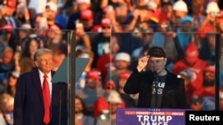 Дональд Трамп та Ілон Маск під час передвиборчого мітингу, 5 жовтня 2024 року